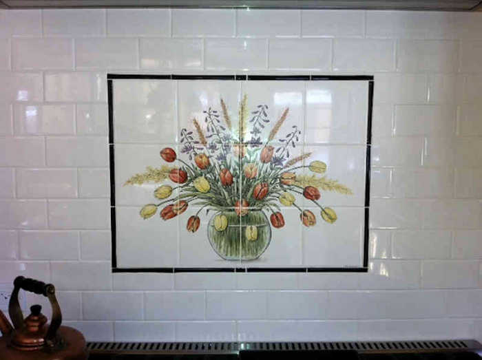 Ninas Tulip Bouquet, closeup of installed mural showing black border tiles and subway field tiles.